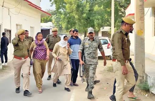 The entire plan was made in collaboration with two friends, the attempt to make it look like a road accident failed.