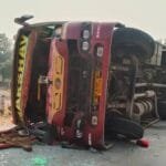 Major road accident in Singhana: More than 10 passengers injured as bus overturns