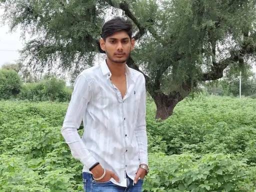 Tragic accident on Basava Road: One youth died, another seriously injured