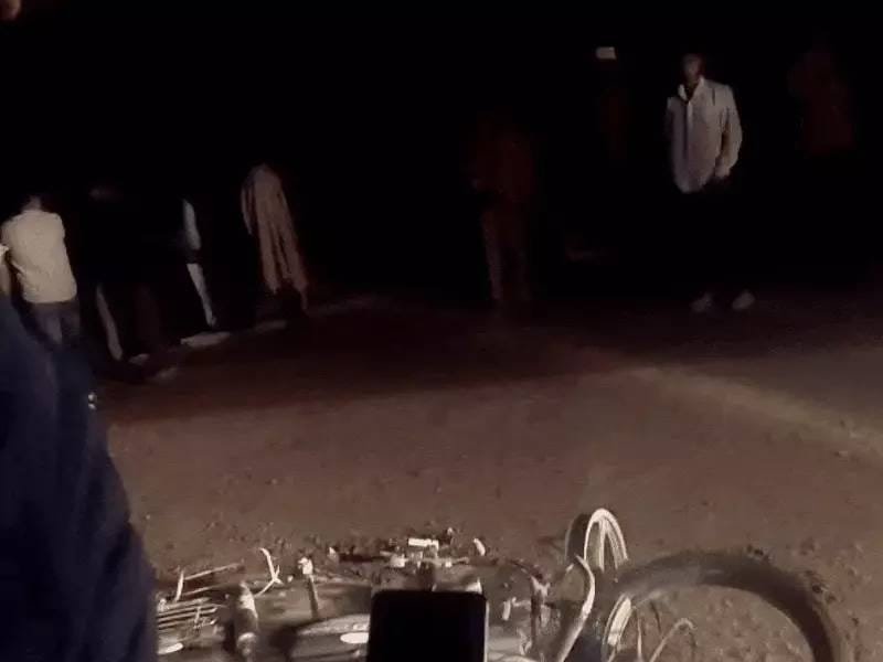 Tragic accident in rural area: High speed pickup went out of control and went off the road, young man riding a bike died.